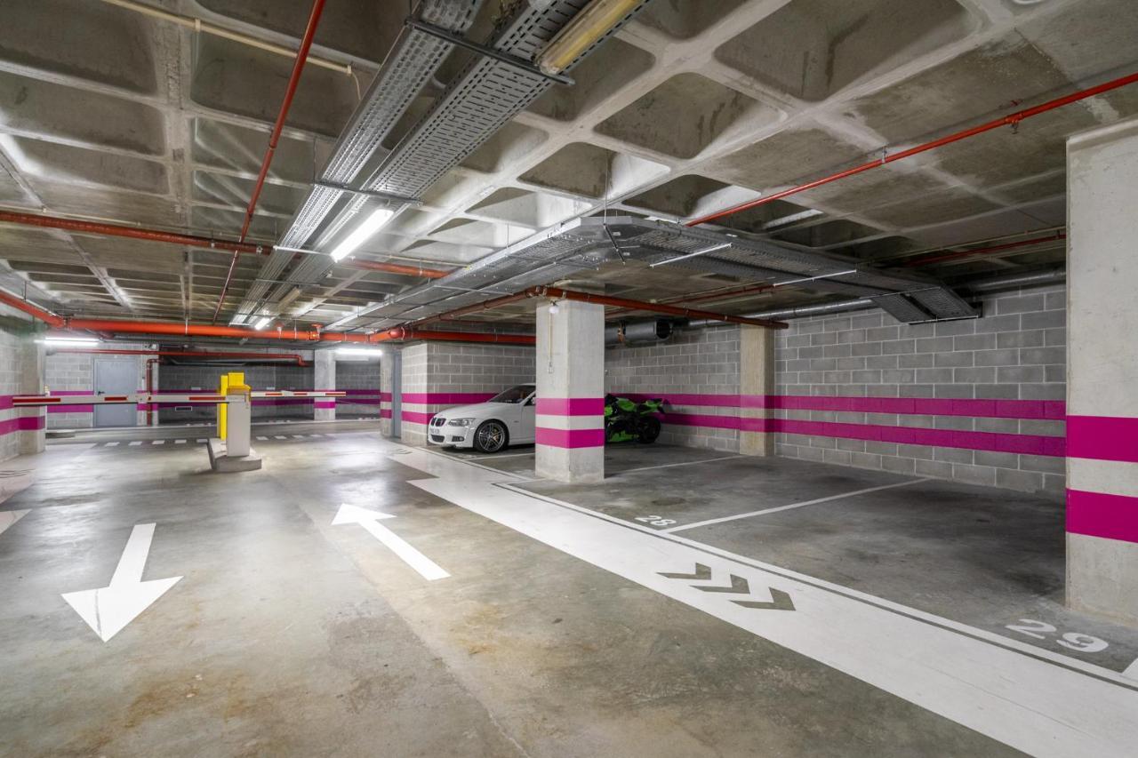 Whome Panoramic View With Elevator, Ac, Garage Perfect For Families & Business Travellers Lisbona Esterno foto